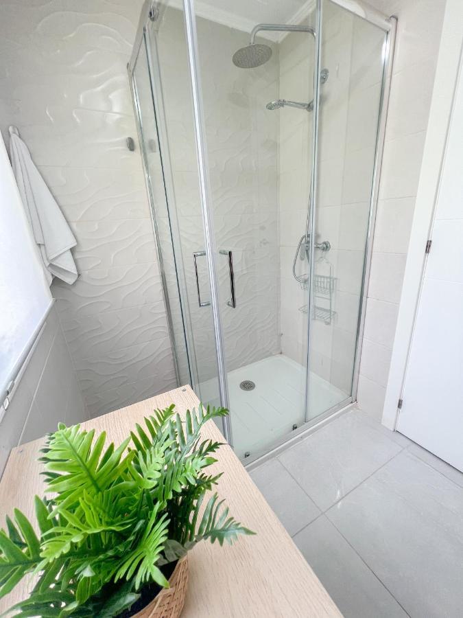 Cozy Apartment With Large Terrace Torremolinos Exterior photo